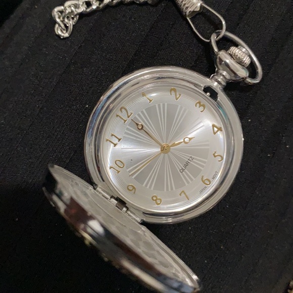 Watch - Picture 4 of 6